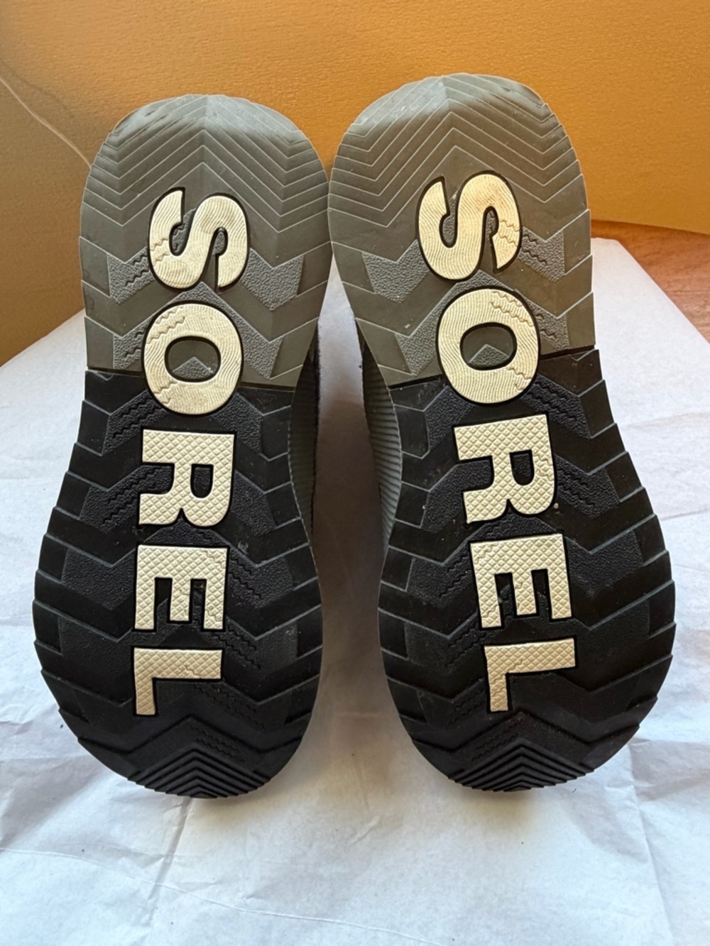 Sorel Out N About III Duck Boot Black Gray Size 9 - Picture 10 of 15